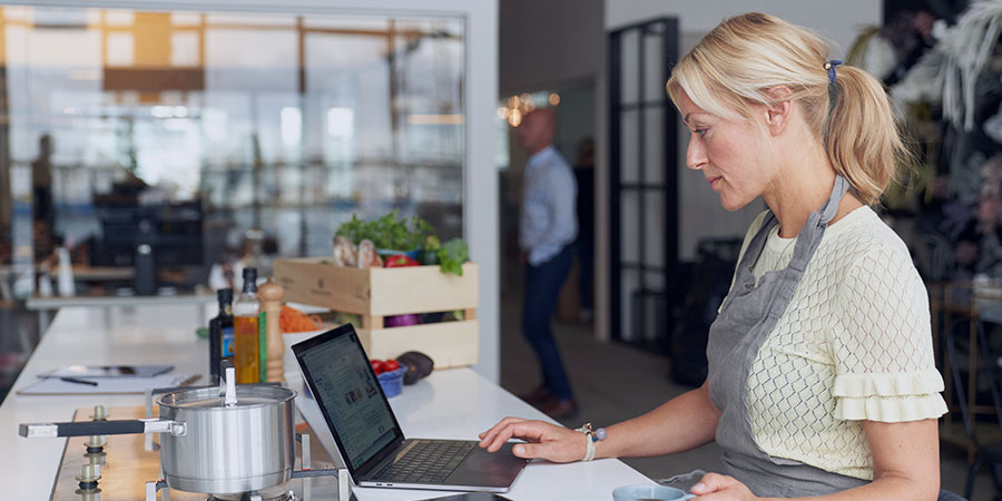 Nemt online lønprogram med mange funktioner